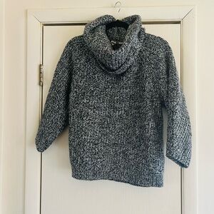 GAP chunky Cowlneck slight crop dolman sleeve minimalist capsule sweater M